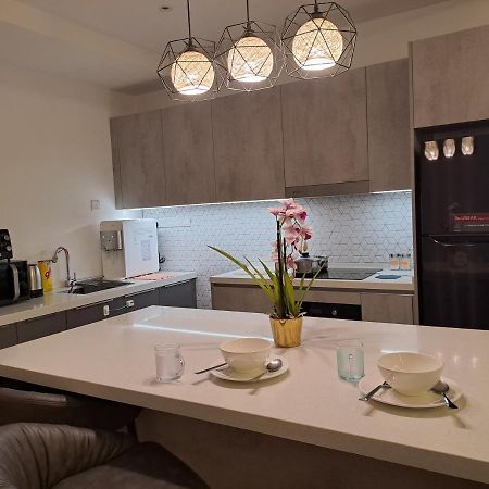 Best Moments Suite 1 Kuantan Ngoại thất bức ảnh